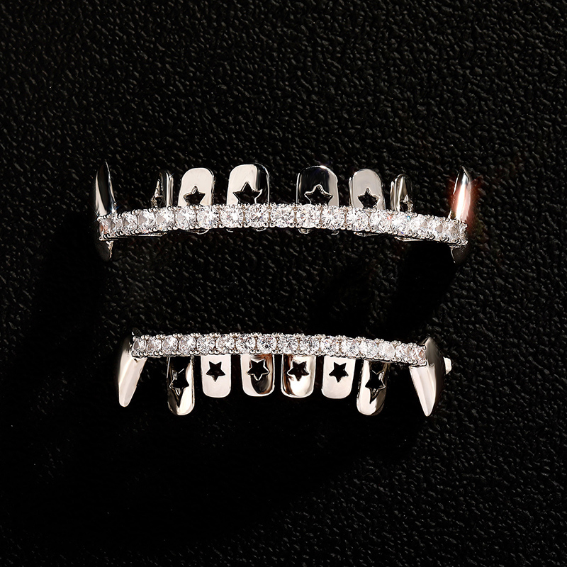 Iced Out Hollow Star Vampire Fang Grillz Set