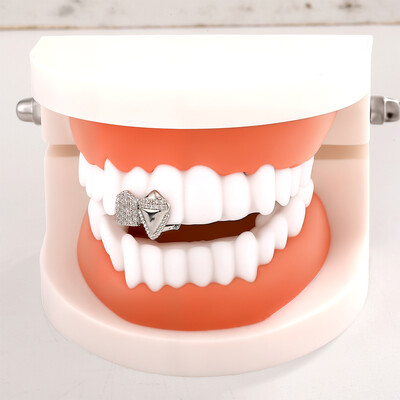 Iced Out V-Shaped Vampire Fangs Double Grillz