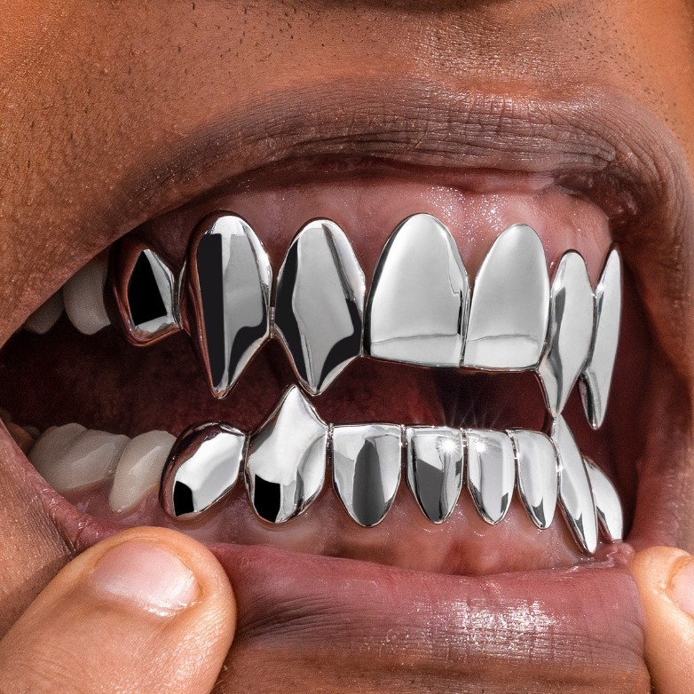 Pre-made Vampire Fang Grillz Set