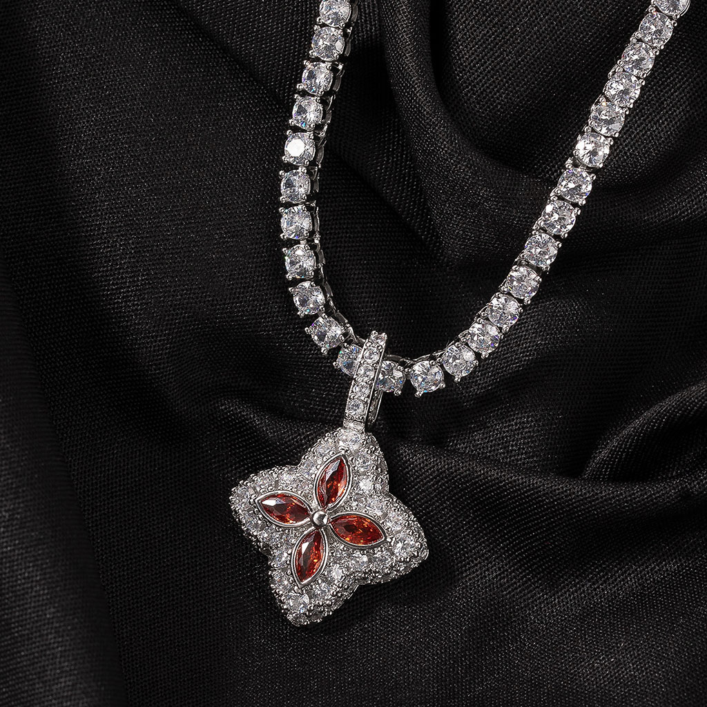 Iced Out Four Leaf Clover Pendent Necklace