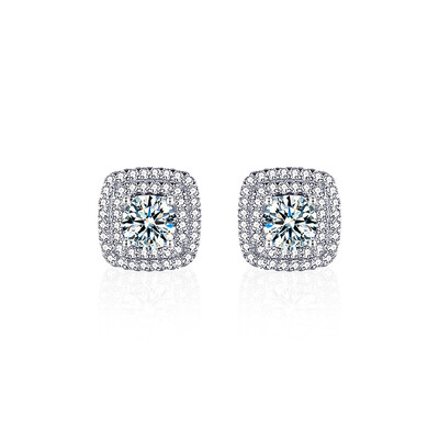 0.5CT Round Cut VVS Moissanite S925 Silver Halo Stud Earrings