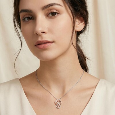Round Cut VVS Moissanite S925 Silver Heart Infinity Pendent Necklace