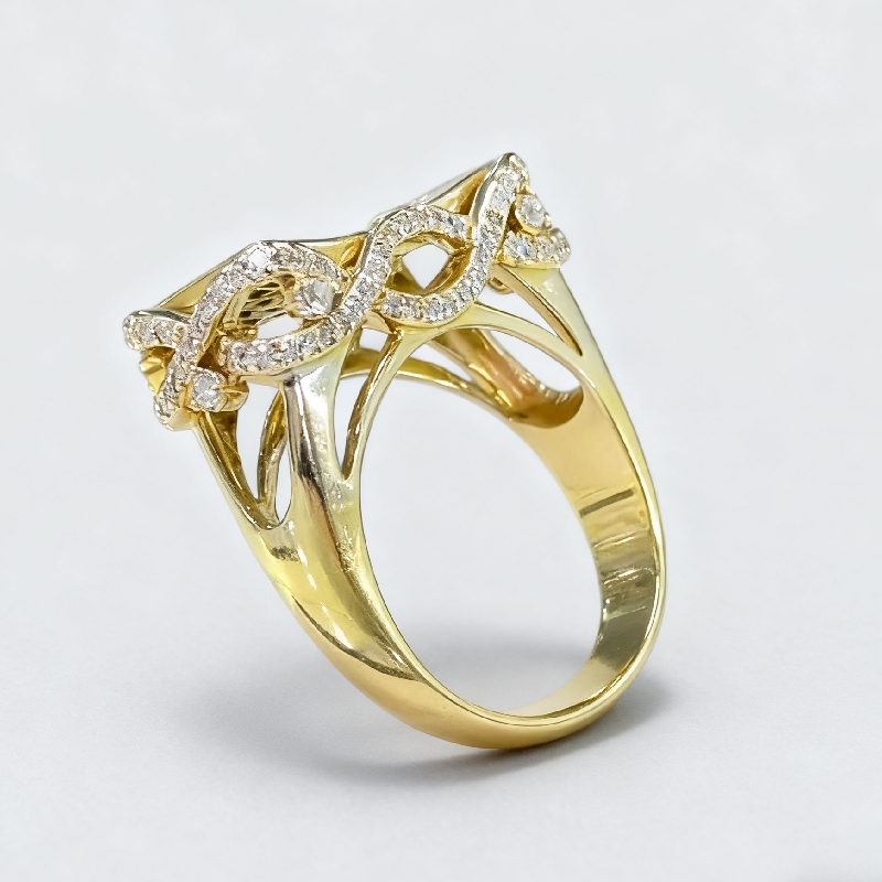 Princess Cut VVS Moissanite Rectangular Pave Ring Princess Cut VVS Moissanite Rectangular Pave Ring