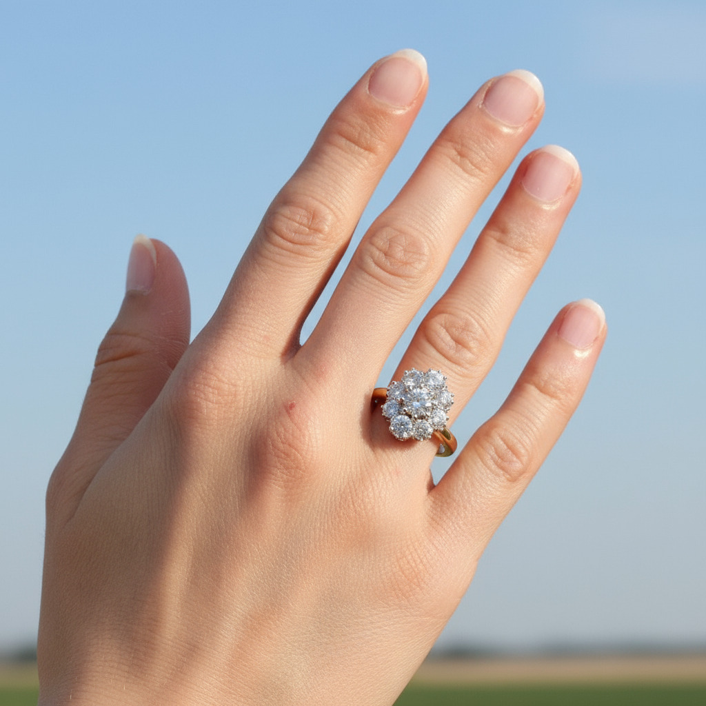 2.06CT Round Cut VVS Moissanite Floral Cluster Engagement Ring 2.06CT Round Cut VVS Moissanite Floral Cluster Engagement Ring