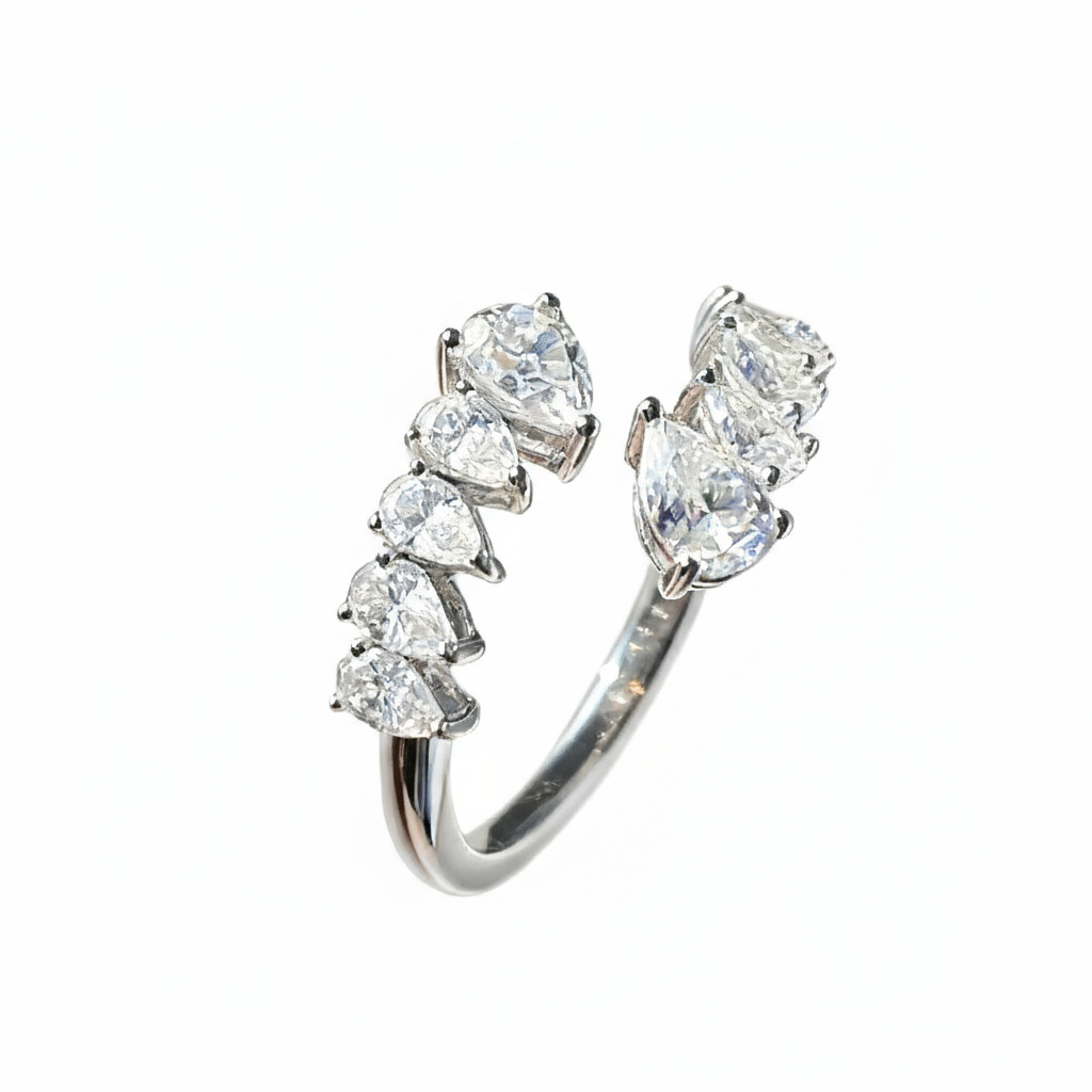 Pear Cut VVS Moissanite Bypass Wedding Ring