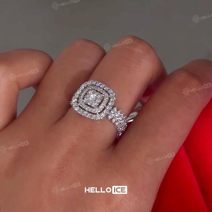 1.27ct. tw. Round Cut VVS Moissanite Double Halo Engagement Ring 1.27ct. tw. Round Cut VVS Moissanite Double Halo Engagement Ring