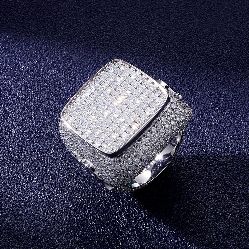 Custom S925 & VVS1 Baguette Moissanite Ring Deposit