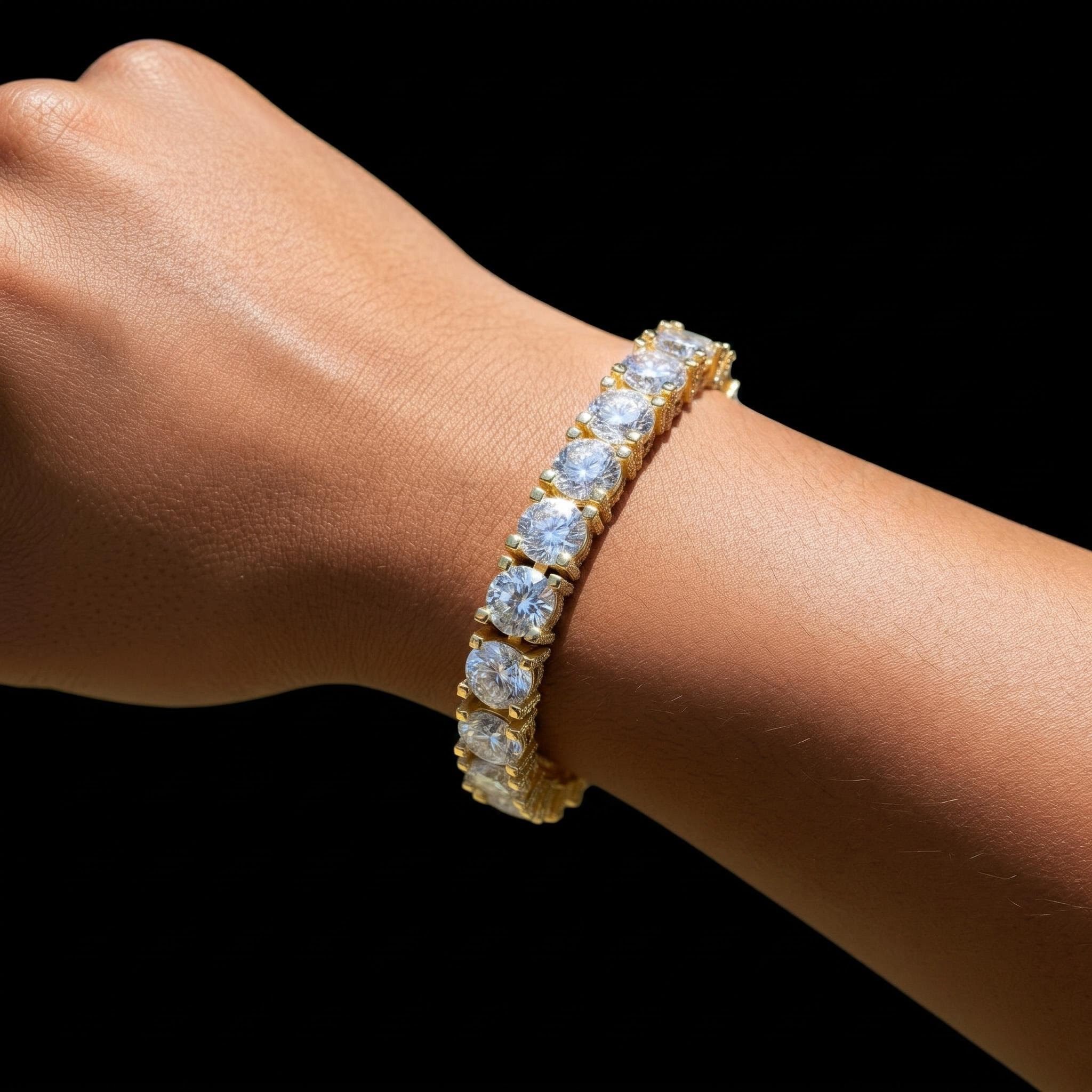 10mm 925 Silver & VVS1 Moissanite Tennis Bracelet 10mm 925 Silver & VVS1 Moissanite Tennis Bracelet