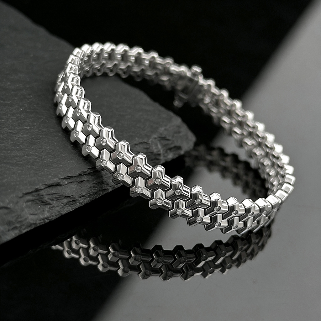 925S & VVS Moissanite Armor Bracelet