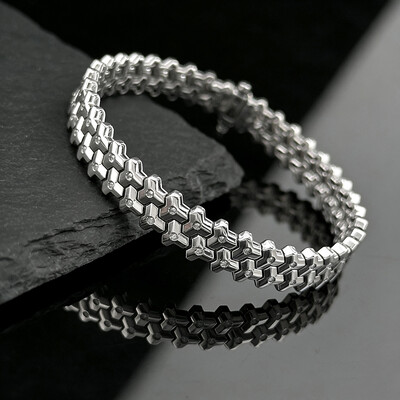 925S & VVS Moissanite Armor Bracelet