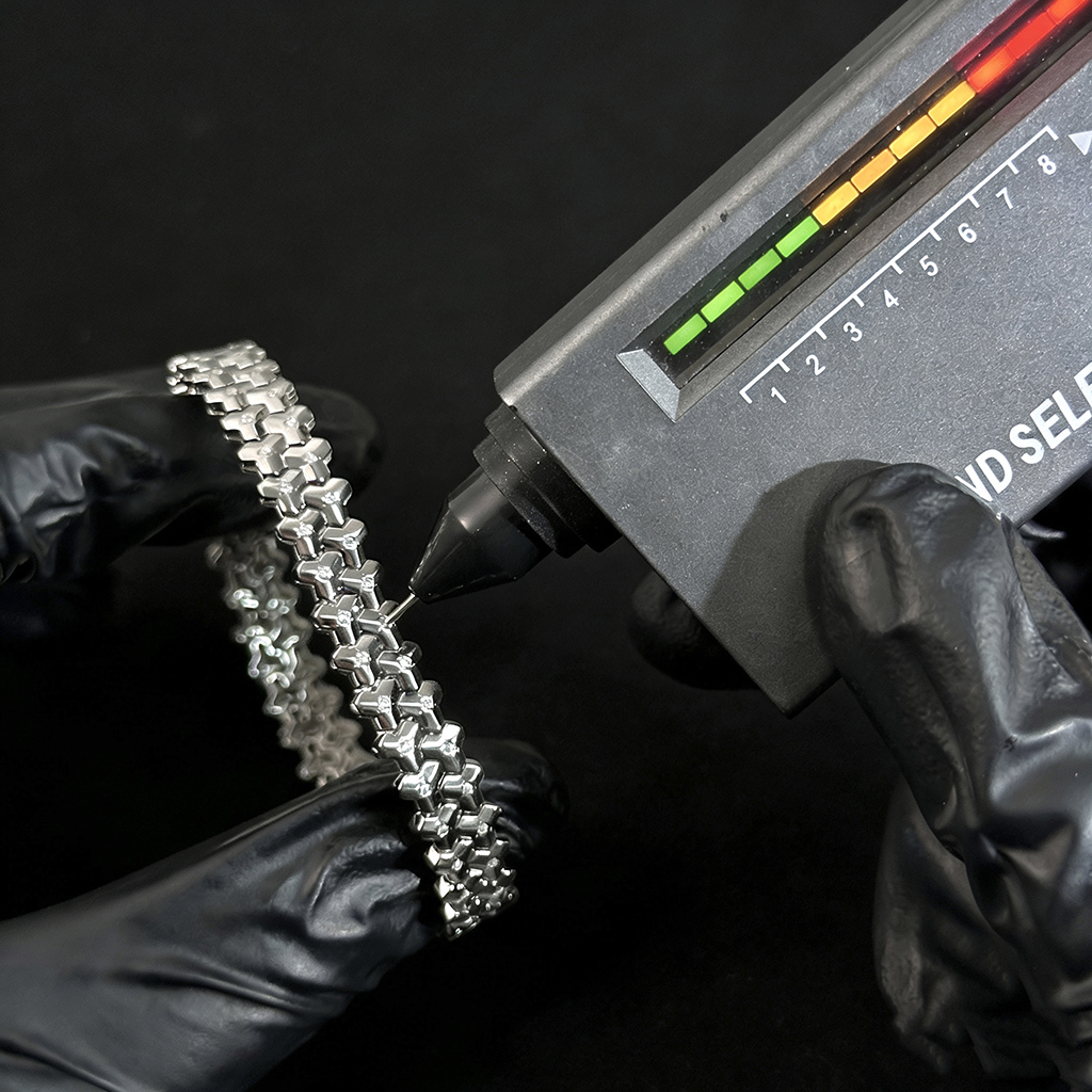 925S & VVS Moissanite Armor Bracelet