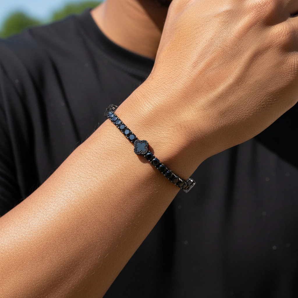 4mm Iced Out Four Leaf Clover Tennis Bracelet in Black Gold