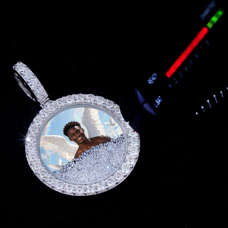 Icy-Filled Disc Custom Photo Pendant Icy-Filled Disc Custom Photo Pendant