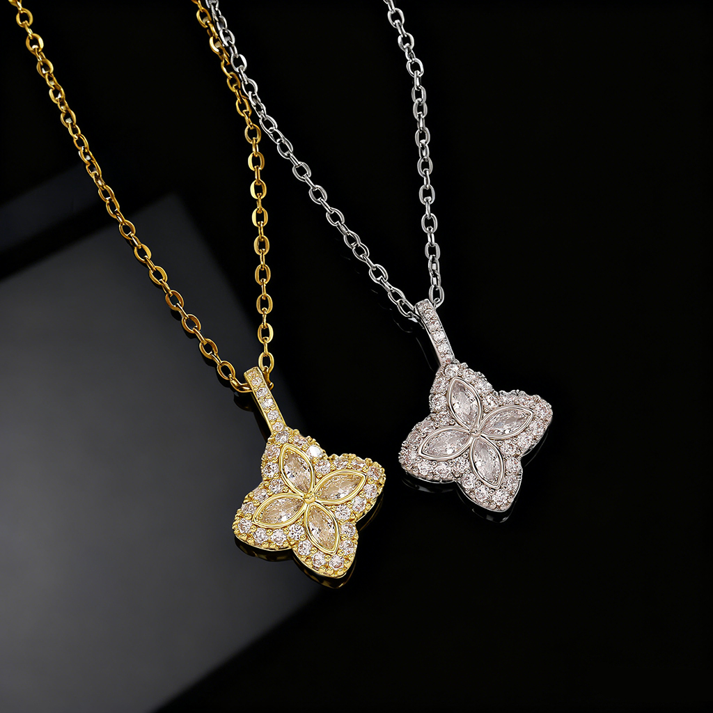 Iced Out Four Leaf Clover Pendent Necklace