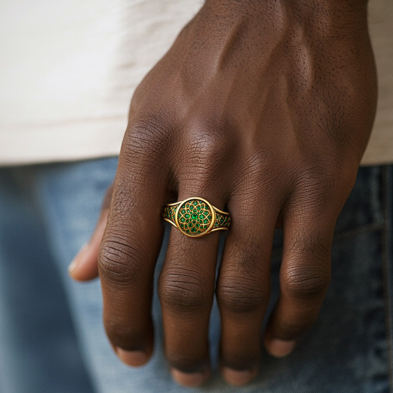Sapphire/Emerald/Purple/Ruby Round Flower Men's Ring with Gold Plated
