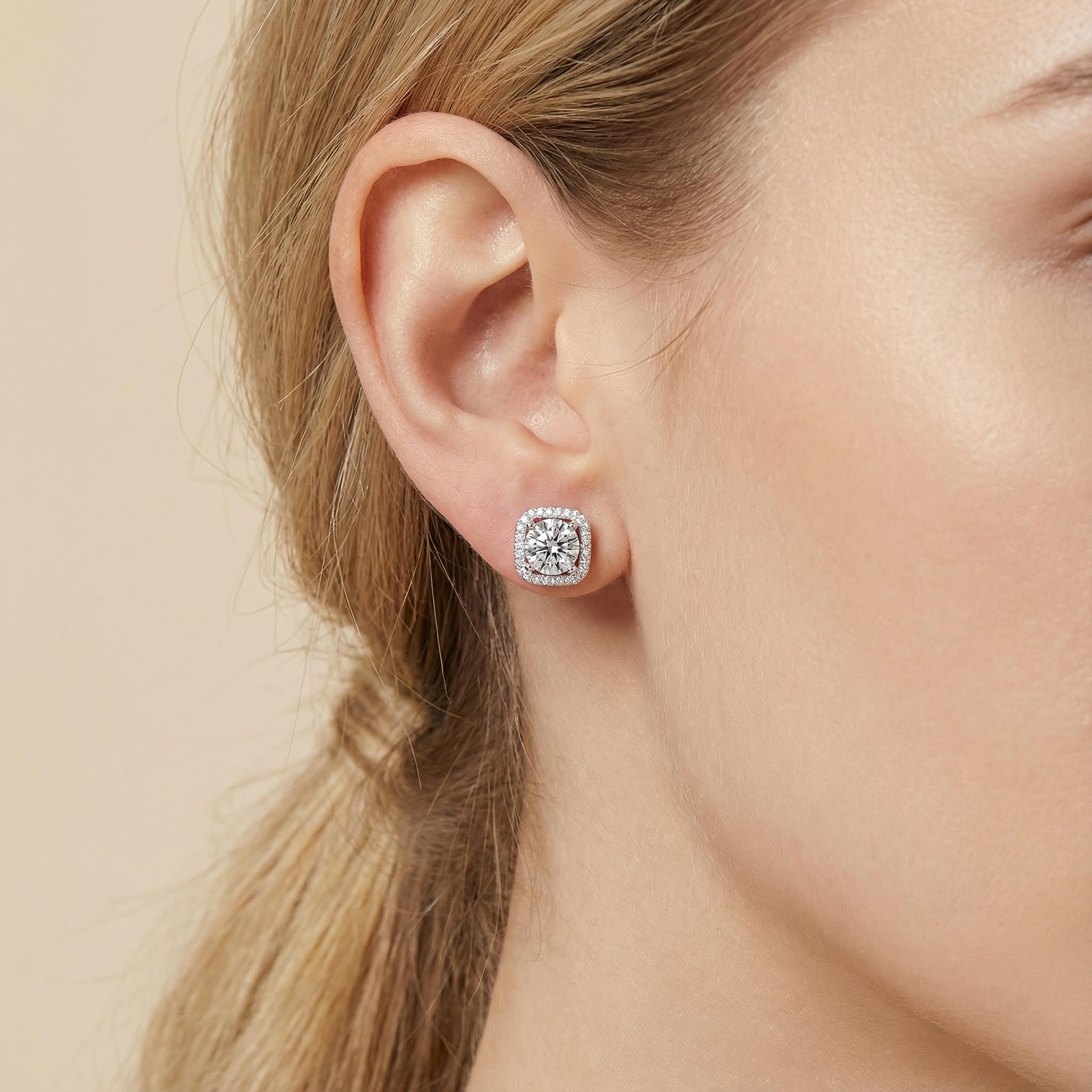 0.5CT/1CT Round Cut VVS Moissanite S925 Silver Square Halo Stud Earrings