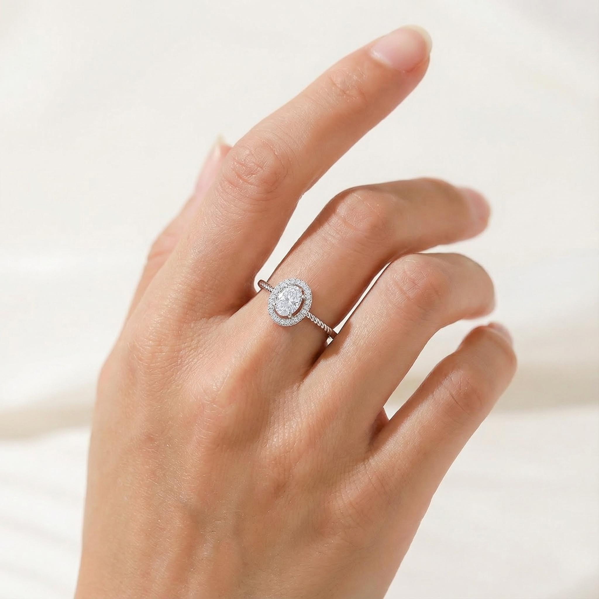 1CT Oval Cut VVS Moissanite S925 Silver Halo Engagement Ring