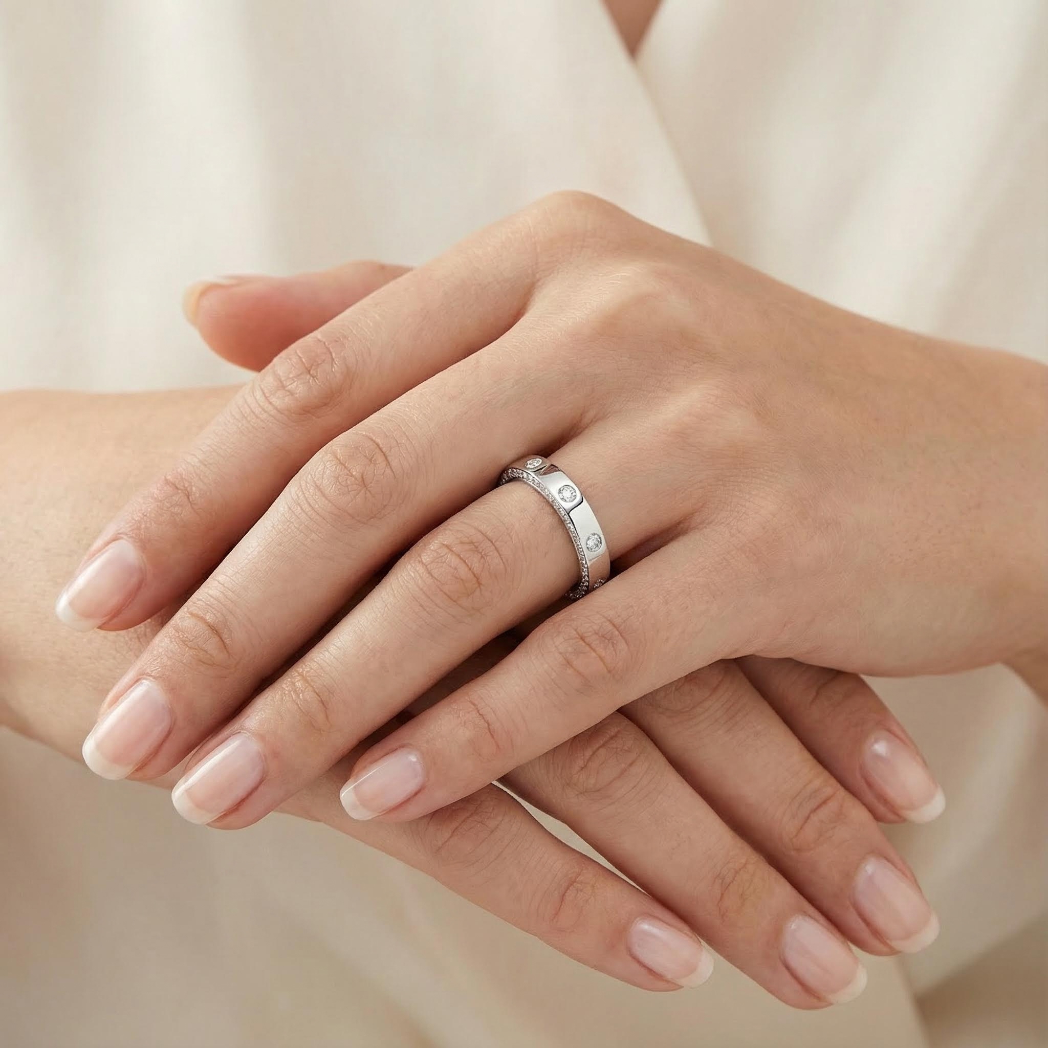 S925 Silver Round Cut Diamond Accents Wedding Band