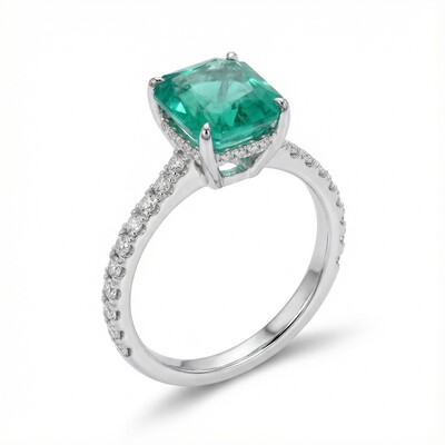 S925 Silver 4CT Emerald & Side Diamonds Engagement Ring