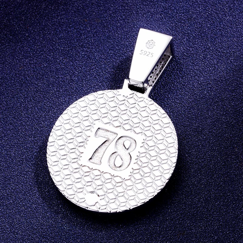 Custom S925 & VVS1 Moissanite Unique Lion Pendant Deposit