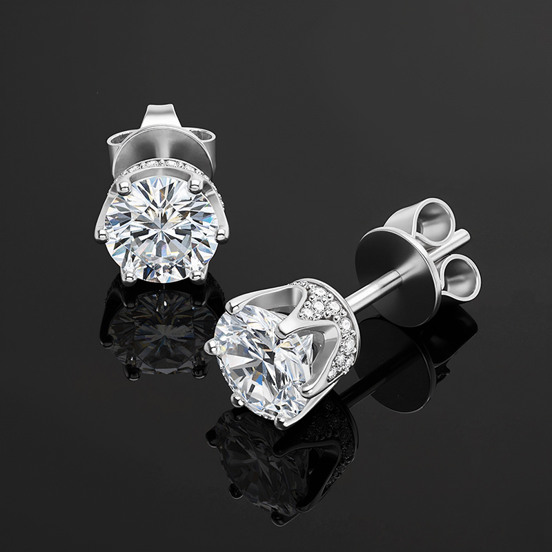 925S & VVS Moissanite 6-prong Stud Earrings with Crown Basket