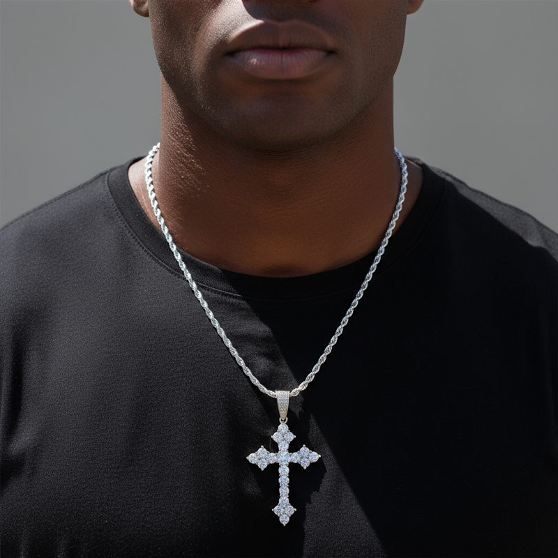 925S & VVS Moissanite Round Cut Cross Pendant