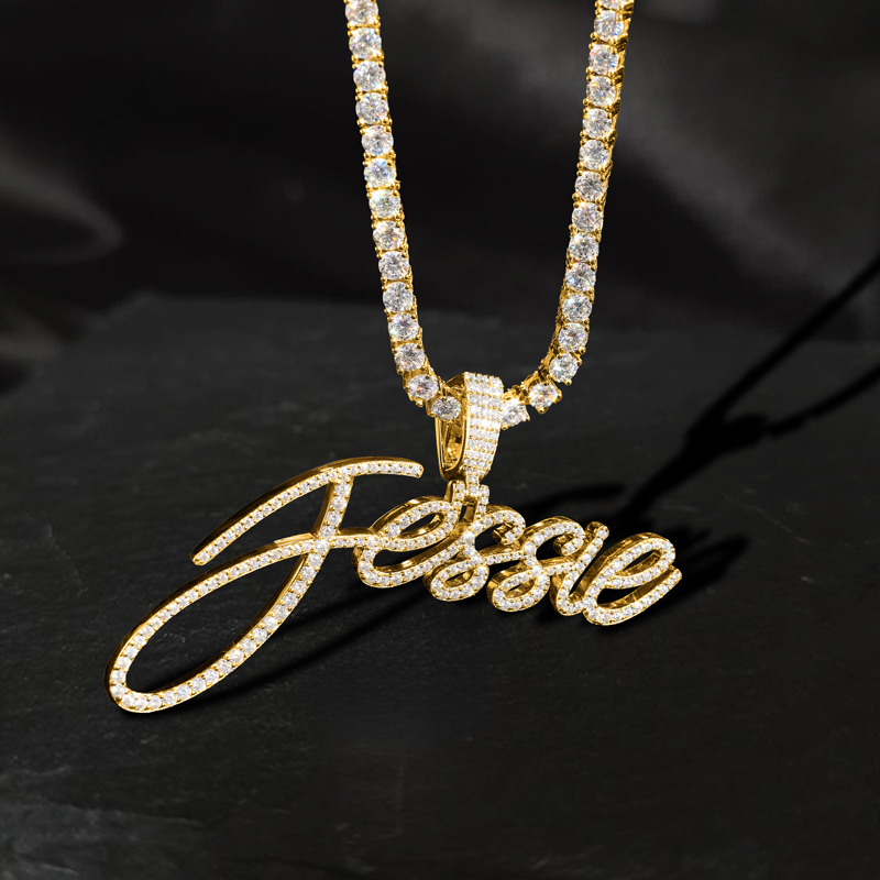 925S & VVS Moissanite Custom Personalized Name Letter Pendant
