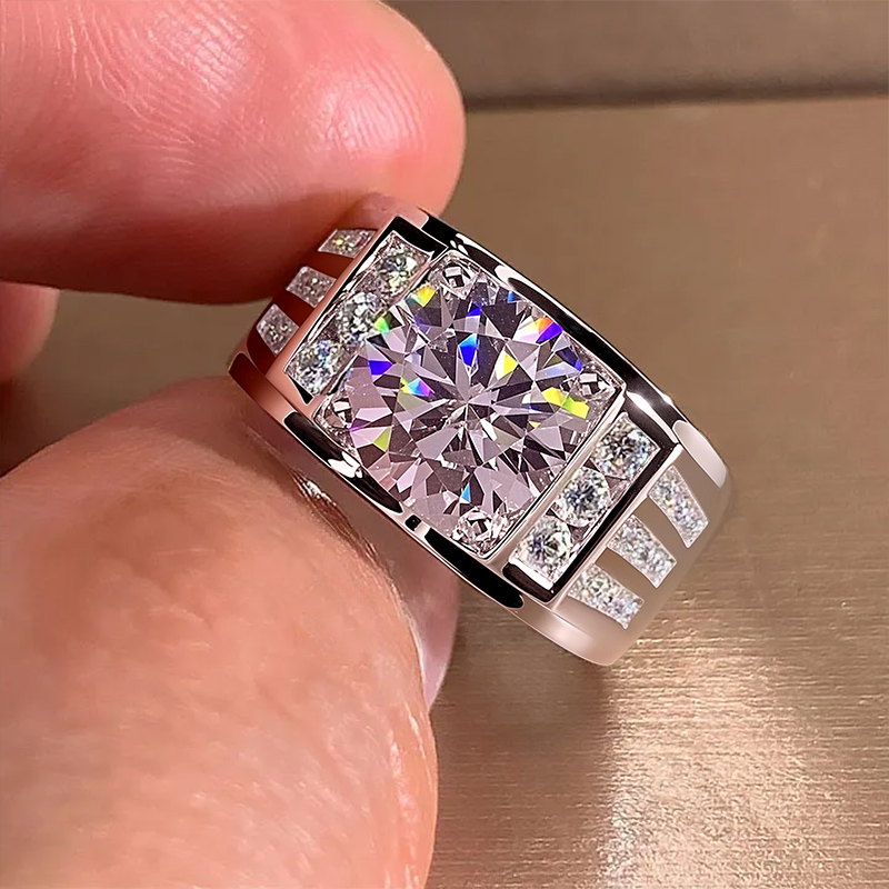 Round Cut White Diamond Men's Engagement Ring