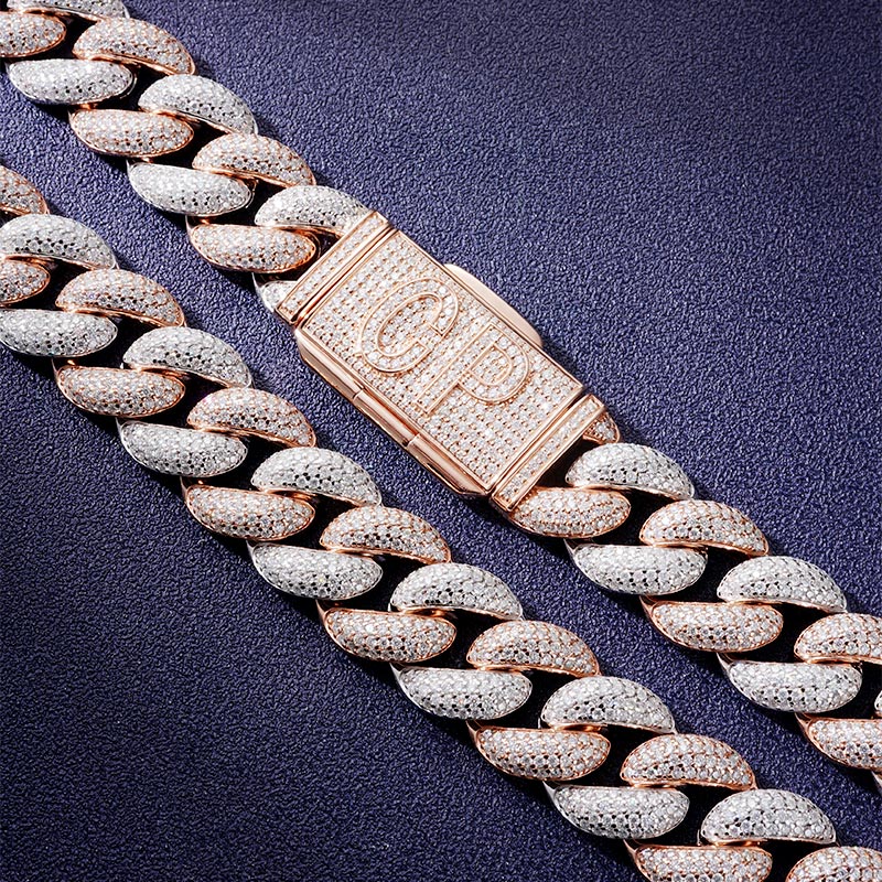 Custom VVS1 Moissanite Cuban Chain Deposit