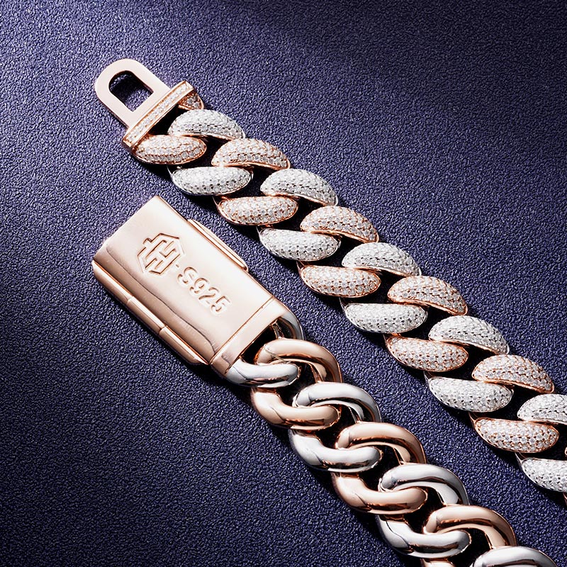 Custom VVS1 Moissanite Cuban Chain Deposit