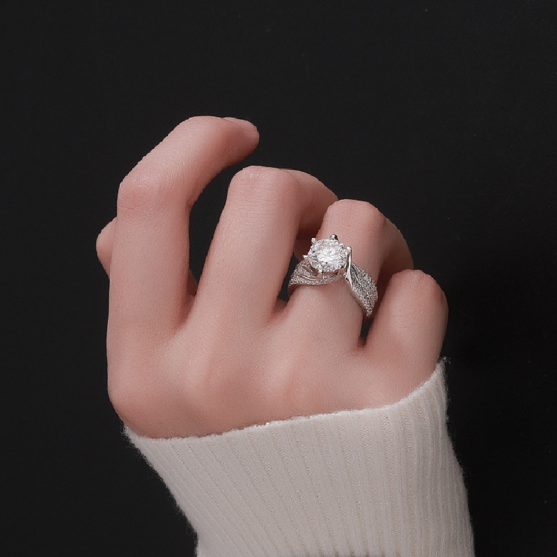 925S & VVS Moissanite 3CT/5CT Brilliant Round Cut Wedding Engagement Ring 925S & VVS Moissanite 3CT/5CT Brilliant Round Cut Wedding Engagement Ring