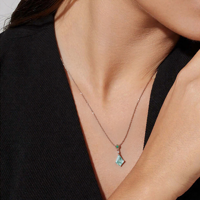 1.3CT Kite Cut Moss Agate With Emerald Flower Accent S925 Silver Pendant Necklace
