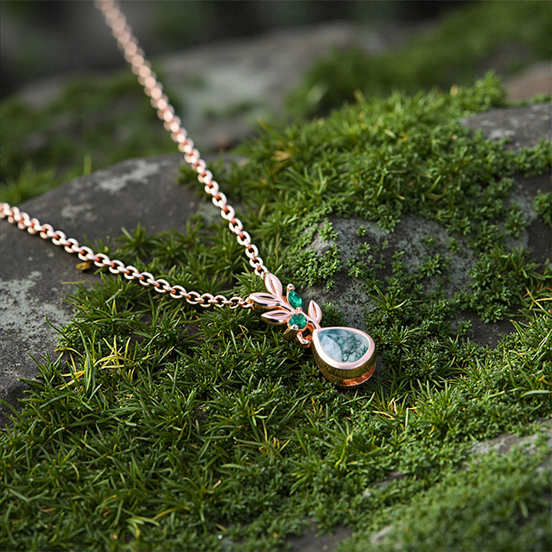 1.245CT Pear Cut Moss Agate & Marquise Cut Diamond S925 Silver With Leaf Accent Pendant Necklace
