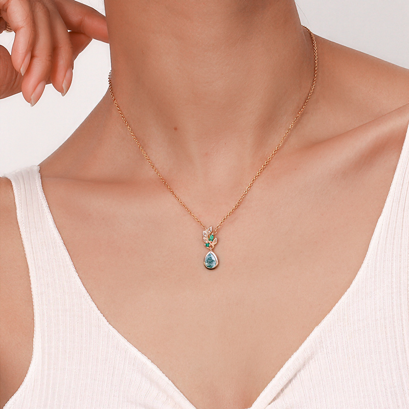 1.245CT Pear Cut Moss Agate & Marquise Cut Diamond S925 Silver With Leaf Accent Pendant Necklace
