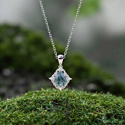 1.36CT Pear Cut Moss Agate & Round Cut Moissanite S925 Silver Floral Halo Pendant Necklace