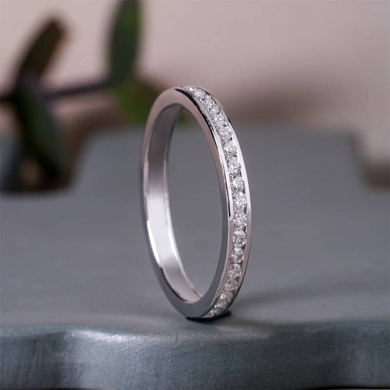 1.35CT Round Cut 925S & VVS Moissanite Woman's Wedding Band