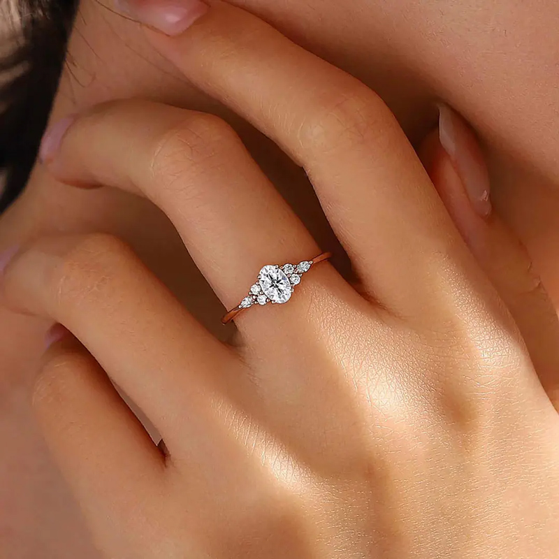 1.01CT Oval & Round Cut VVS Moissanite S925 Silver Engagement Ring