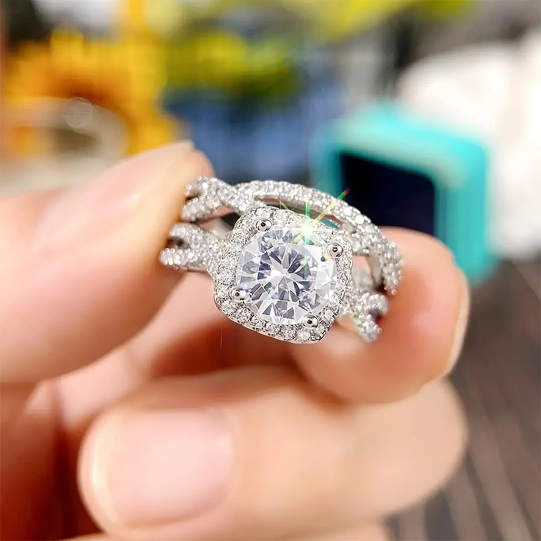 2.73CT Round Cut VVS Moissanite S925 Silver Twisted Engagement Ring Set