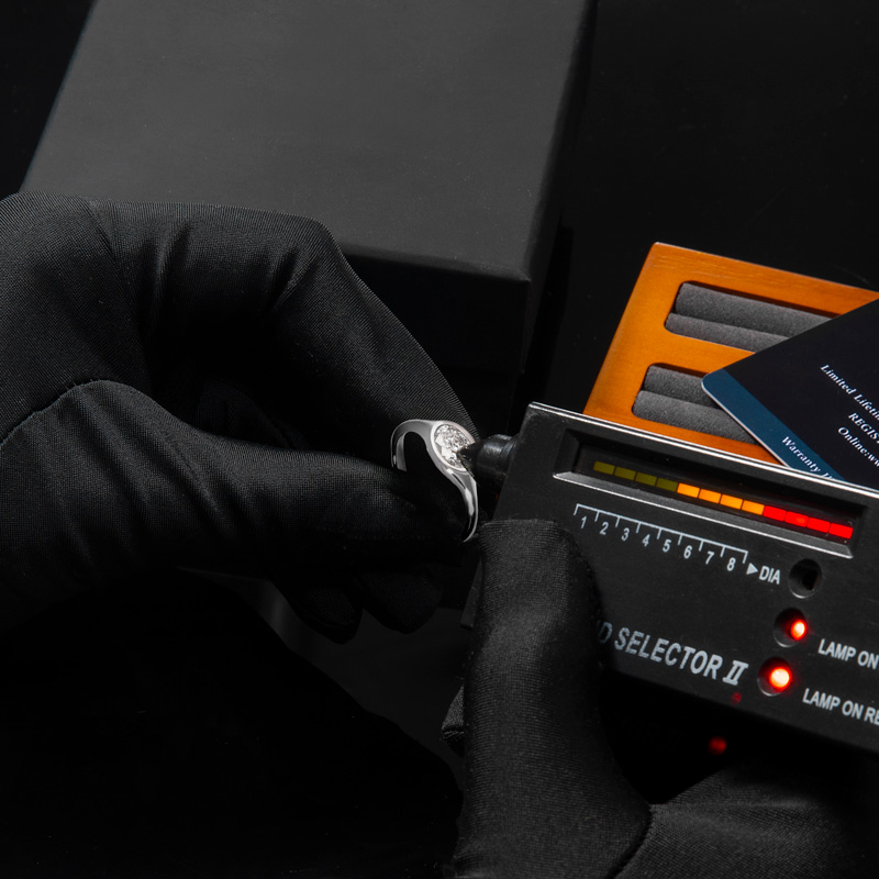 1CT Oval Cut VVS Moissanite S925 Silver Engagement Ring 1CT Oval Cut VVS Moissanite S925 Silver Engagement Ring