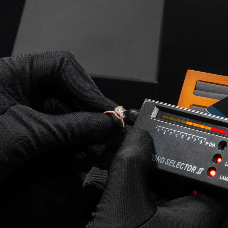 3.53CT Radiant & Round Cut Two-Tone Halo VVS Moissanite S925 Silver Engagement Ring 3.53CT Radiant & Round Cut Two-Tone Halo VVS Moissanite S925 Silver Engagement Ring