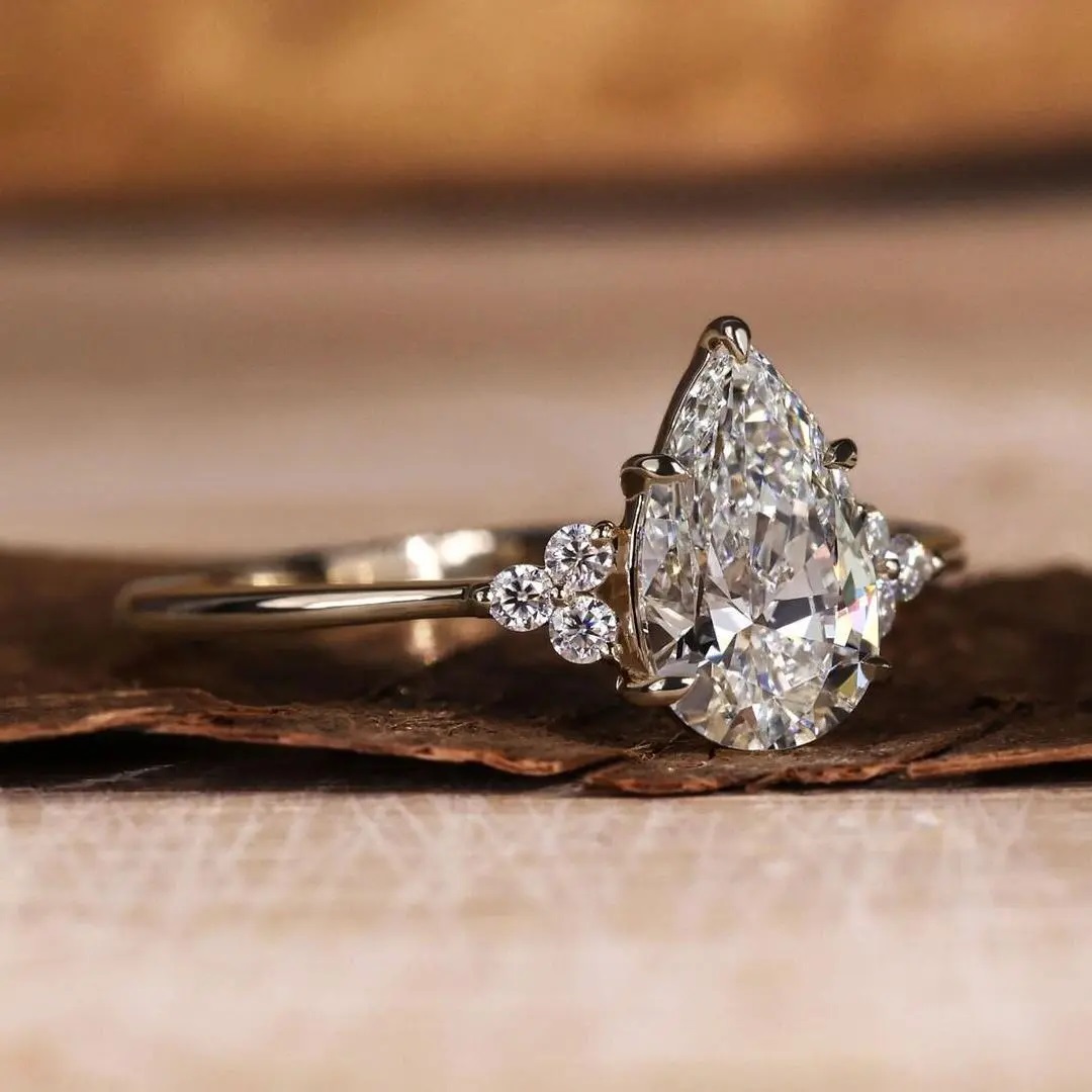 2.15CT Pear & Round Cut  VVS Moissanite S925 Silver Engagement Ring