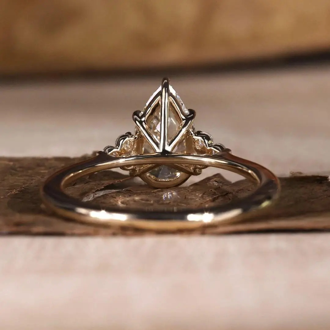 2.15CT Pear & Round Cut  VVS Moissanite S925 Silver Engagement Ring