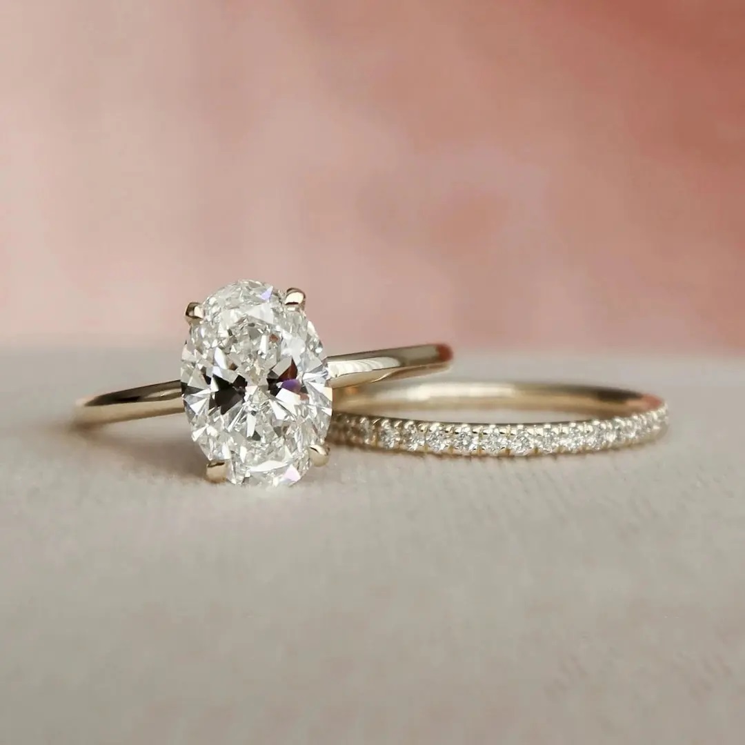 2.6CT Oval & Round Cut VVS Moissanite S925 Silver Engagement Ring Set