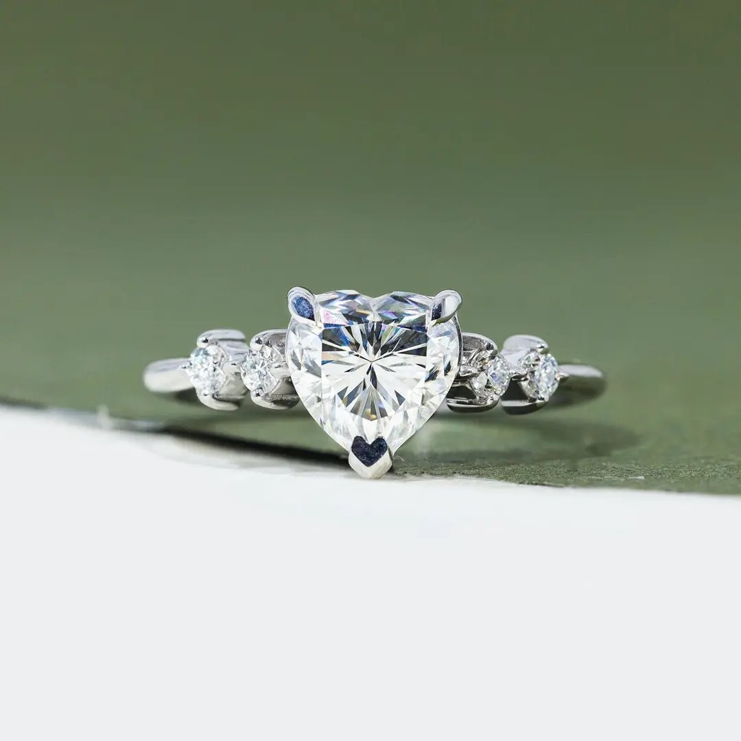 2.4CT Heart & Round Cut VVS Moissanite S925 Silver Engagement Ring