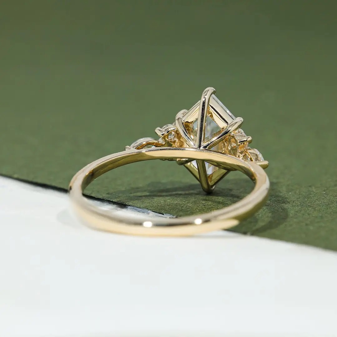 2.26CT Long Hexagon Cut VVS Moissante S925 Silver Engagement Ring 2.26CT Long Hexagon Cut VVS Moissante S925 Silver Engagement Ring