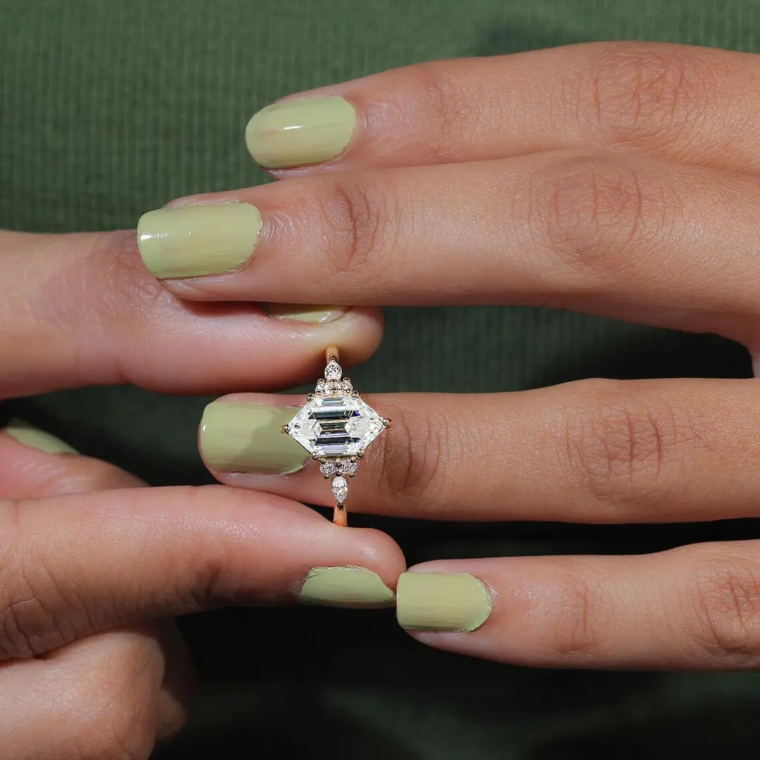 2.26CT Long Hexagon Cut VVS Moissante S925 Silver Engagement Ring 2.26CT Long Hexagon Cut VVS Moissante S925 Silver Engagement Ring