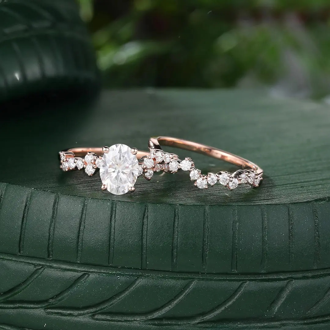 2.66CT Oval & Round Cut VVS Moissanite S925 Silver Engagement Ring Set