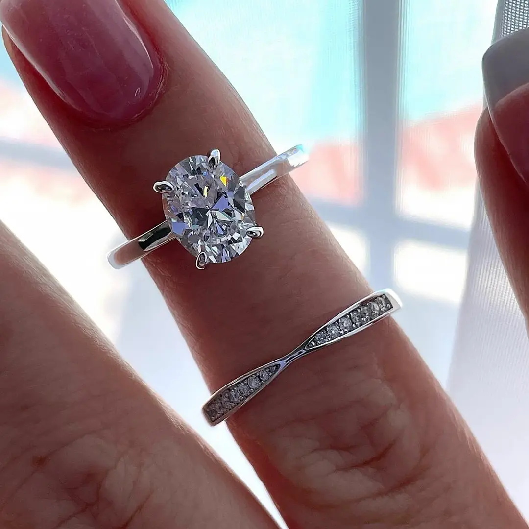 2.2CT Oval & Round Cut VVS Moissanite S925 Silver Engagement Ring Set