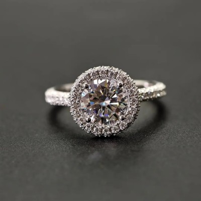 2.82CT Round Cut VVS Moissanite S925 Silver Halo Engagement Ring With Paved Setting
