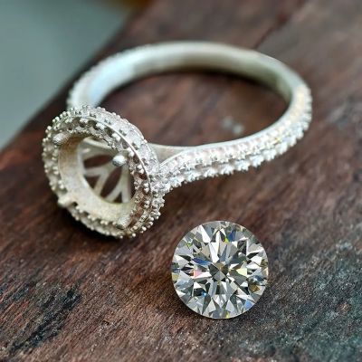 2.82CT Round Cut VVS Moissanite S925 Silver Halo Engagement Ring With Paved Setting